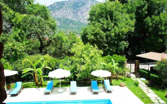 Sarigul Villa