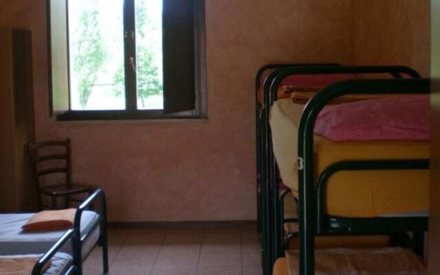 Mario Spagnoli - Hostel