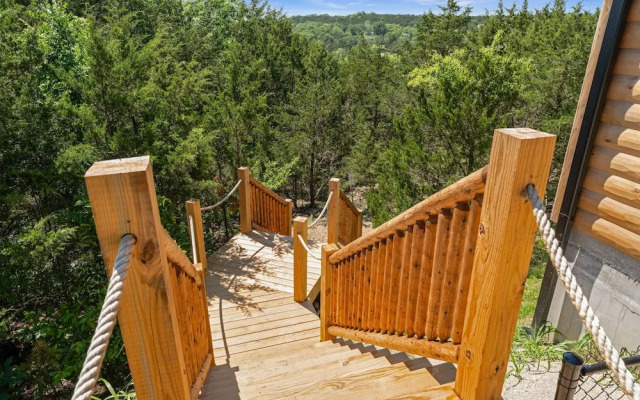 Sum-111 Lincoln Log Lookout 4 Bedroom Home