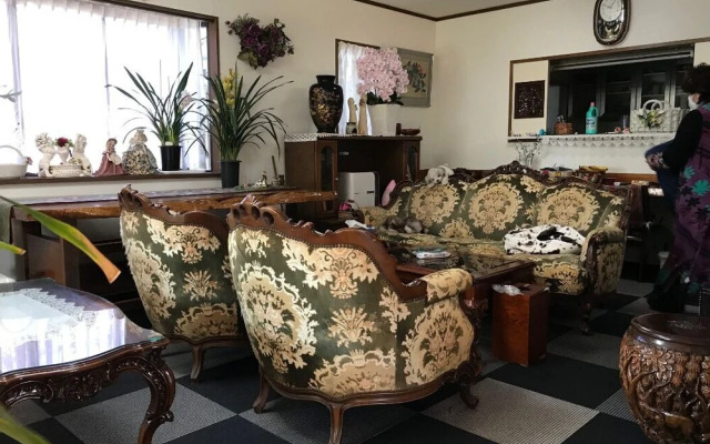 Spacious Traditional House