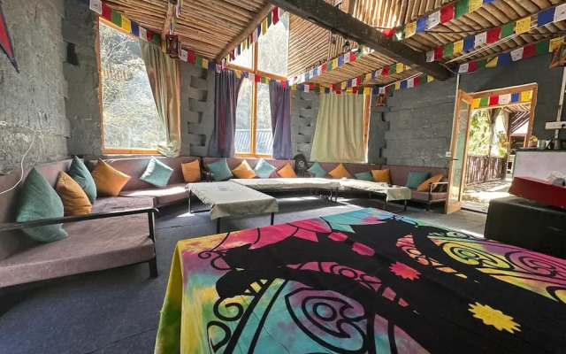 Sunshine Cafe & Cottage Riverside