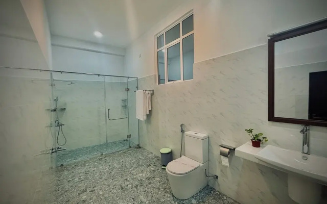 Aloe Transit Hotel