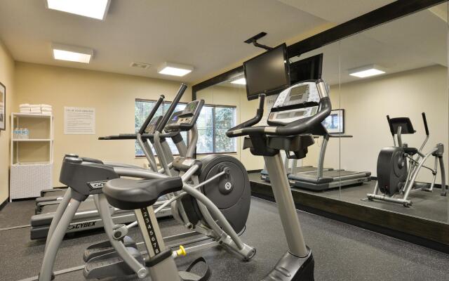 Holiday Inn Express Boston - Milford by IHG