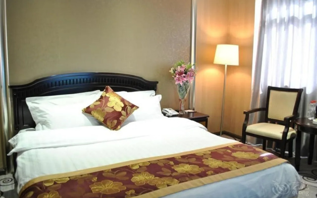 Dali N-Hotel