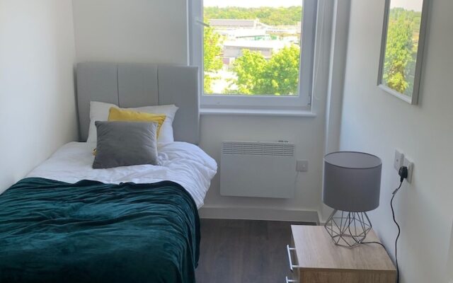 Top Floor - Serviced Apartments