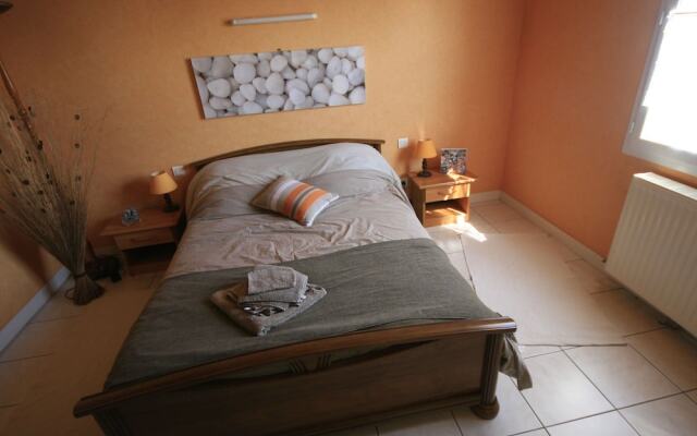 Cozy Holiday Home in Penmarch with Private Swimming Pool