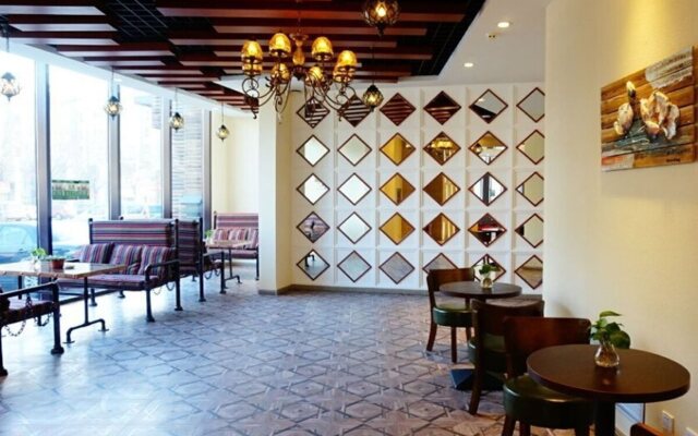 GreenTree Inn LiaoYuan Longshan District Train station Longjihuadian Hotel_