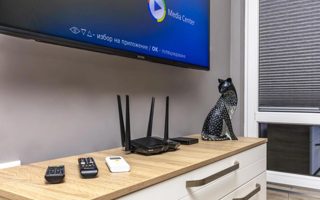 Beautiful 1BD Apartment with a Parking Spot