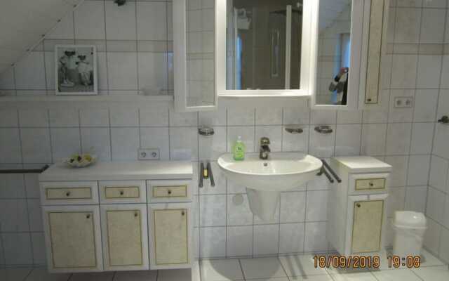 Also a Modern Retreat