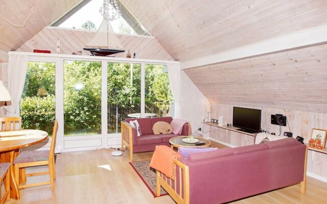 Relaxing Holiday Home in Hemmet With Terrace