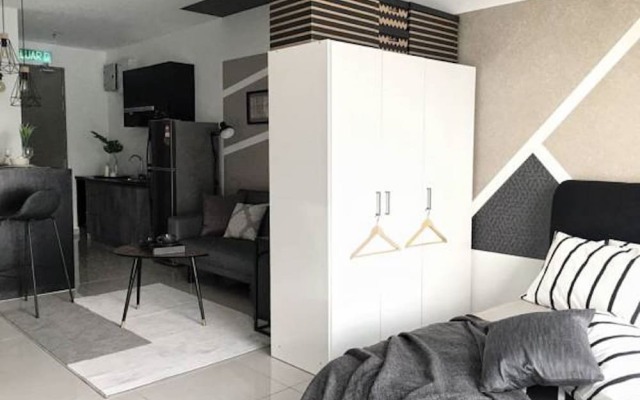 Pinnacle PJ by VH-Select