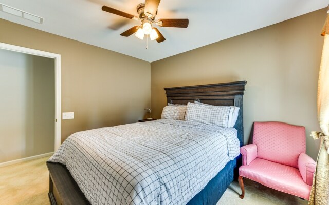 Charlotte Vacation Rental w/ 2 Living Areas!