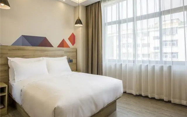 Borrman Hotel Yangzhou Chahe