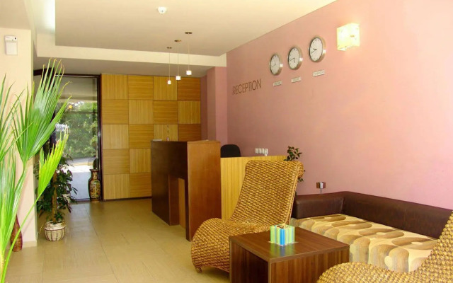 Valeo Hotel