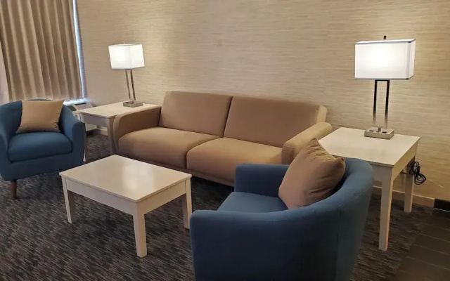 Illinois Beach Hotel