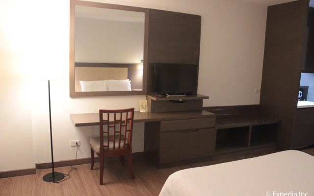 Rivermount Hotel And Resort