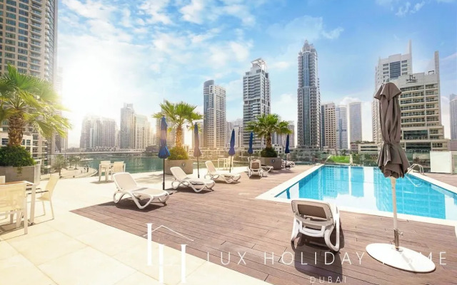 LUX Contemporary Suite Marina View 6