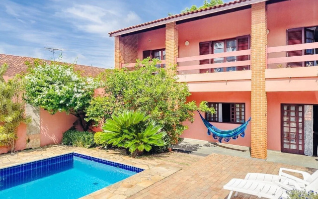 Casa espaçosa na Granja Viana