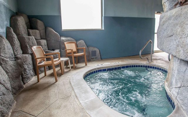 Quality Inn & Suites Hannibal West