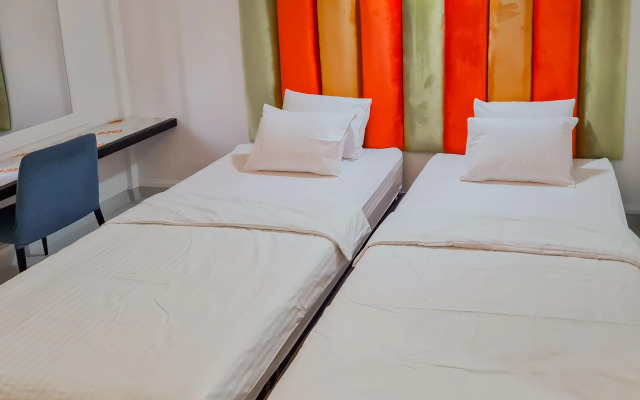 Sans Hotel Grand Sabaraya Cikampek