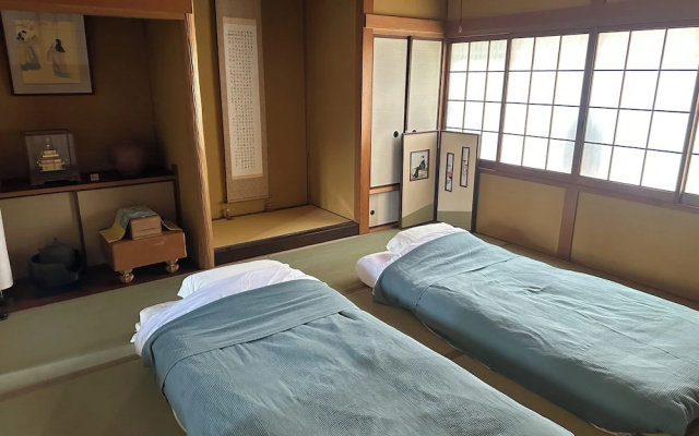 Gallery NICO – Guest Rooms – Yao