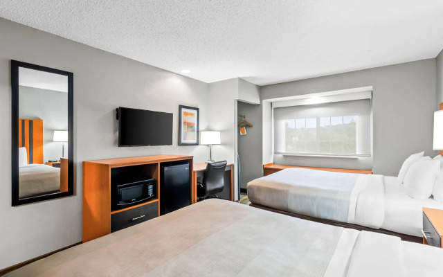 Quality Inn & Suites I-81 Exit 7