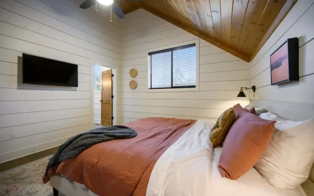 Quiet/private Cabin - Couples/family - Ideal Location
