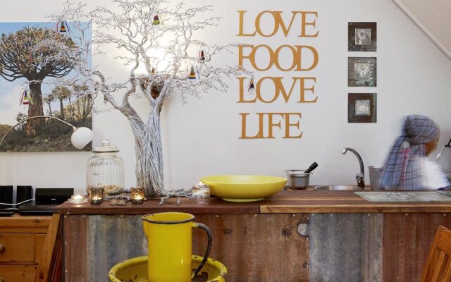 Yellow Aloe Guesthouse