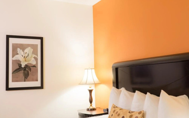 Oakland Airport Executive Hotel