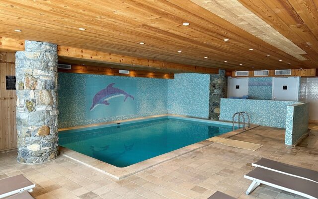 Hôtel L’Aigle du Montana by Les Etincelles