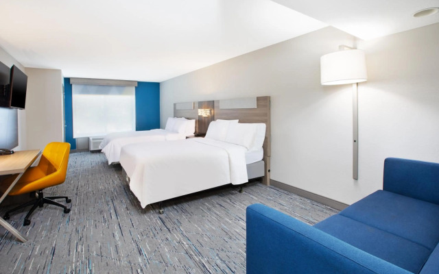 Holiday Inn Express And Suites Milwaukee Nw Park Place by IHG