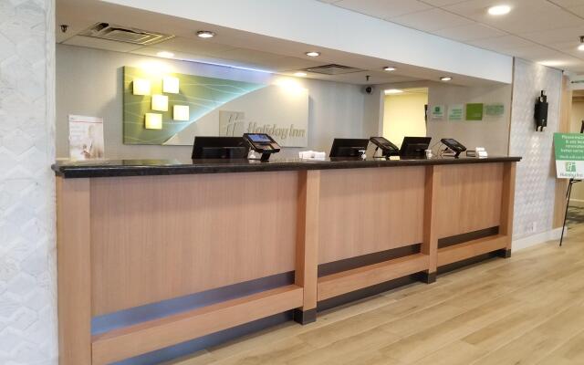 Holiday Inn & Suites Parsippany Fairfield by IHG