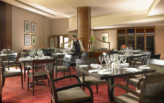 Shearwater Hotel & Spa