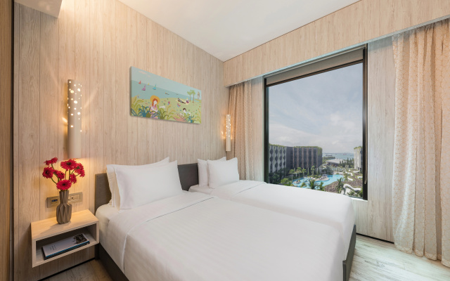 Village Hotel Sentosa by Far East Hospitality - Image 4