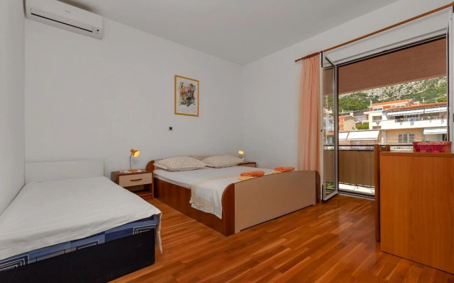 Ruzi - Family and Friends - A1