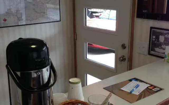 Sultan, Dutch Cup Motel