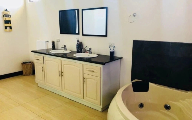 Los Delfines Golf & Country Club