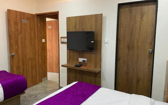 Collection O 87410 Hotel Karnavati