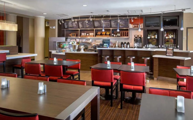 Courtyard Paramus