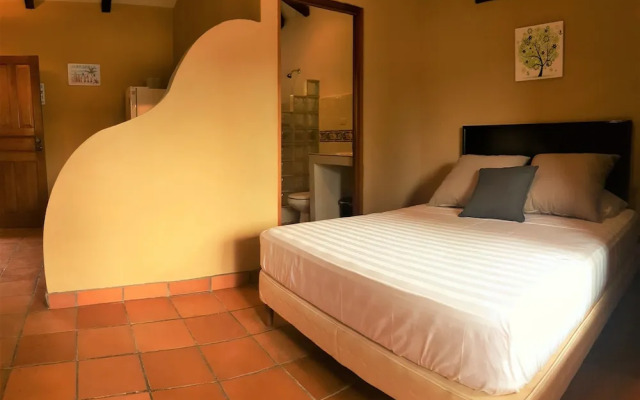 Aguacate Flat Santa Teresa