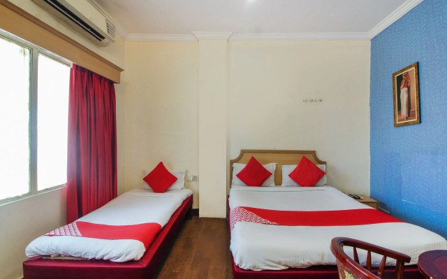 OYO 12237 Luxury Villas