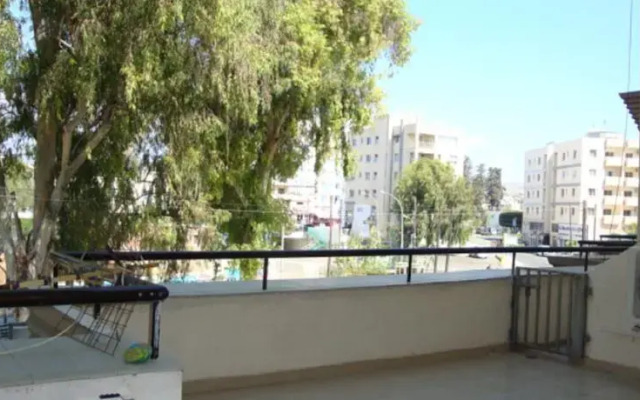 River Beach Apartment No. 202, Block B
