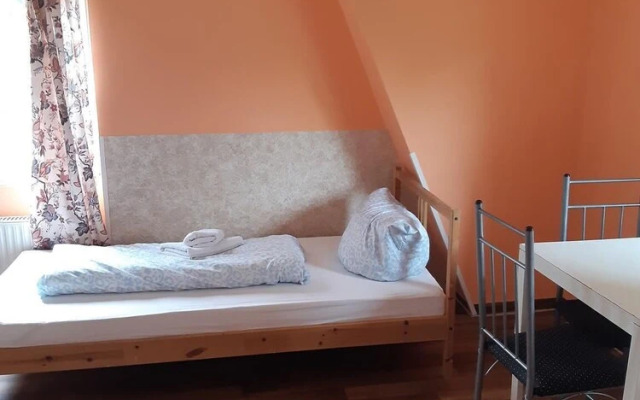 2-Rent Group Hostel Apartments EVE74