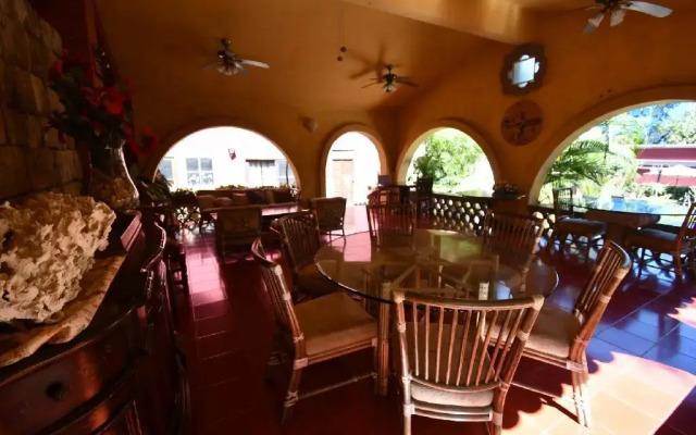 Collection O Casa Bella Hotel Boutique, Cabo San Lucas