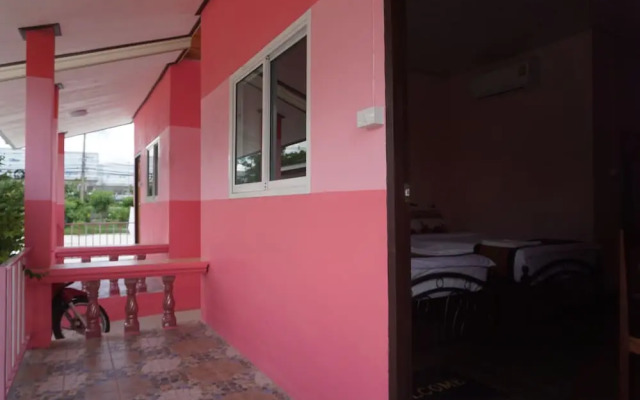 Bann Kwanlada Hotel