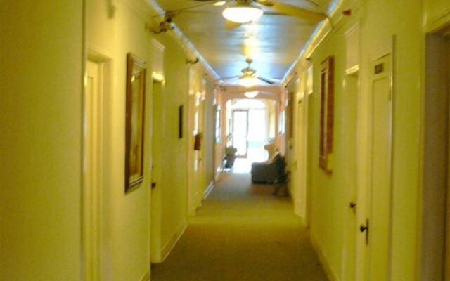 Hotel del Flores