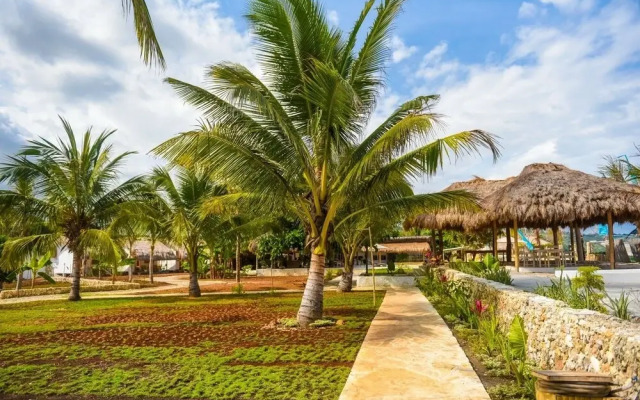 Rua Beach Resort Sumba