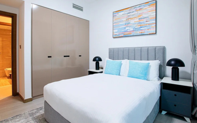 Sophisticated 2BR Apt in Business Bay’s Prime Location