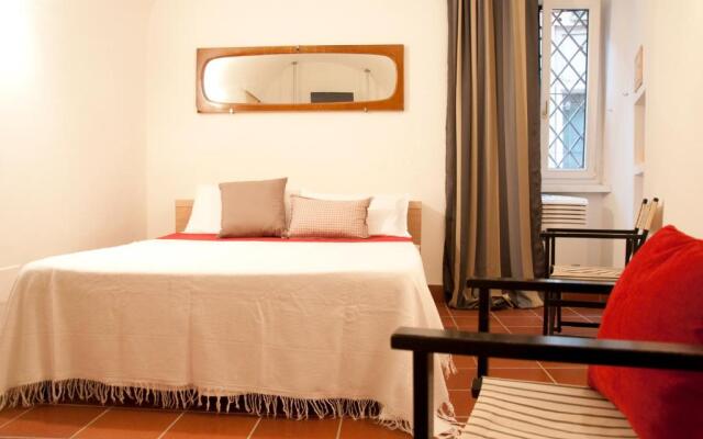 TRASTEVERE - STUDIO APT. x 2