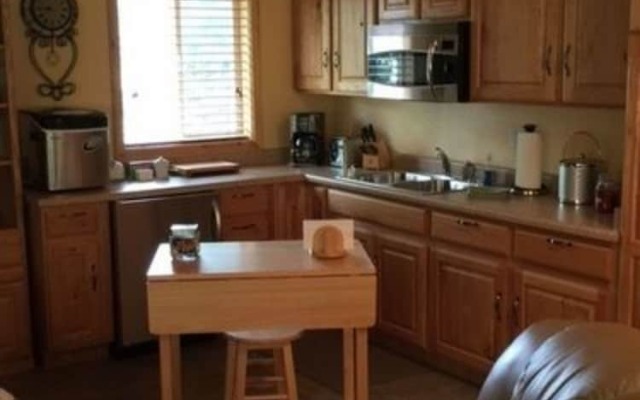 Aspen Hollow Bed & Breakfast